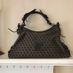 Vintage Dooney &Bourke Bag 💖💖💖